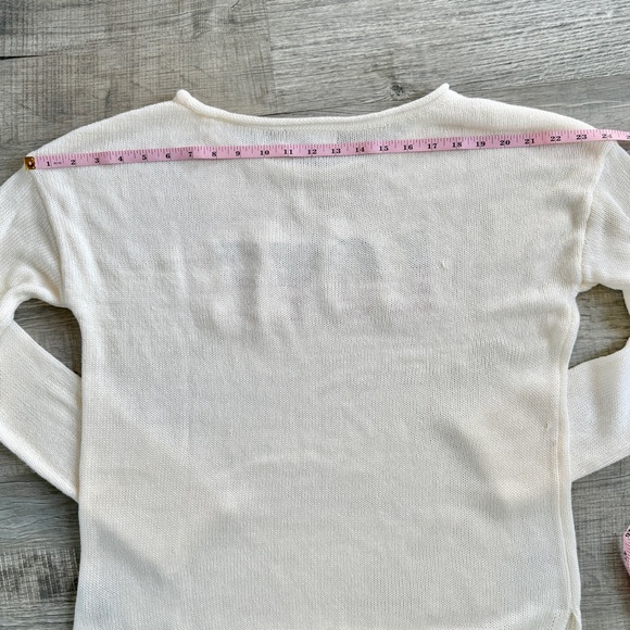 Marled Cream Crew Neck Sweater with Americana Love Graphic (size M) - Picture 11 of 15